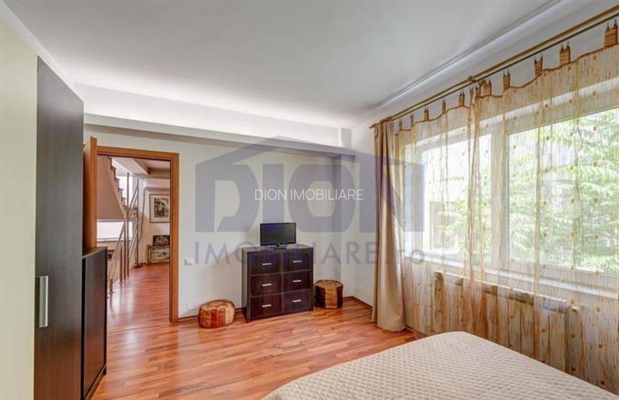 Casa moderna cu terasa, in apropierea celor mai frumoase puncte ale orasului - 2