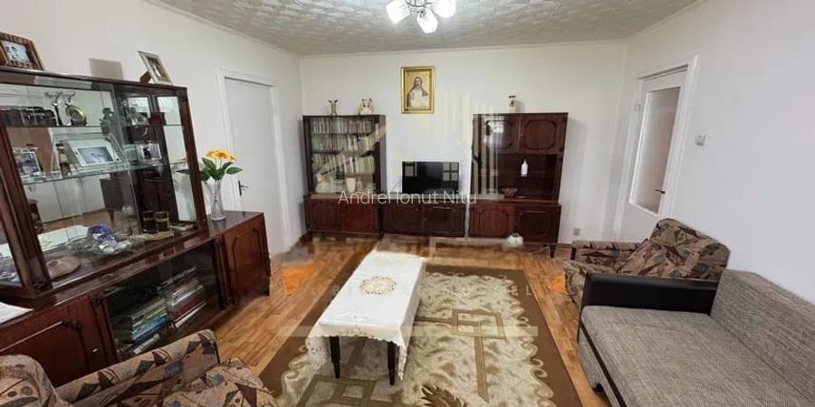Vând apartament 2 camere mobilat. - 3