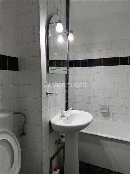 Apartament 4 camere, zona Micalaca, parter. De inchiriat sau de vanzare! - 6