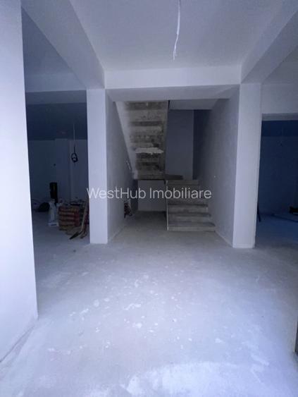 Duplex 5 camere, P+M, 122 mp utili, 390 mp teren - Mosnita Noua - 2