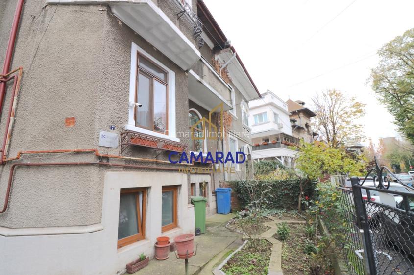 Apartament de vânzare cu 4 camere- curte – Cotroceni - metrou Eroilor/Grozăvești - 17