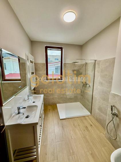 VIEW SUPERB CATRE LAC/2 locuri DE PARCARE/BOXA/LUMINOS SI INTIM - 16