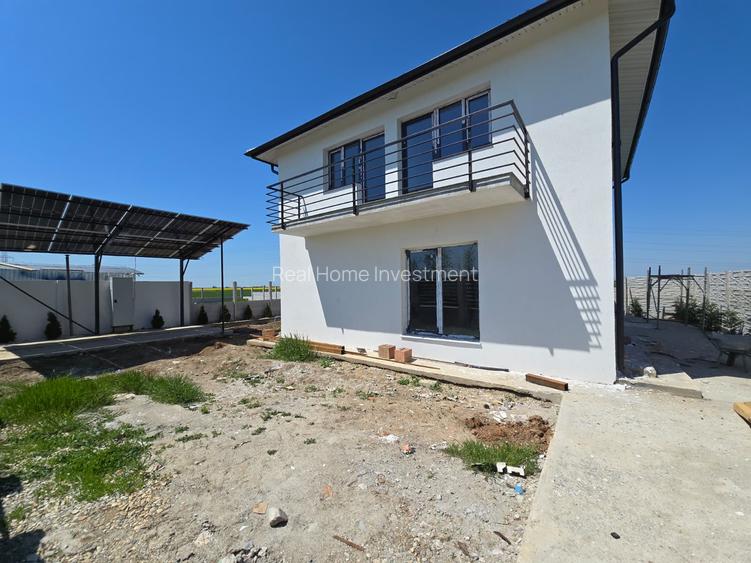 Casa 4 camere,panouri solare,teren 340 mp - 2