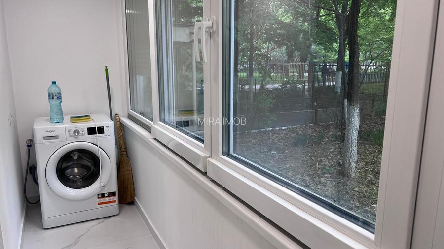 Garsonieră premium, decomandată, 39 mp, renovată complet-Plaza Mall - 11