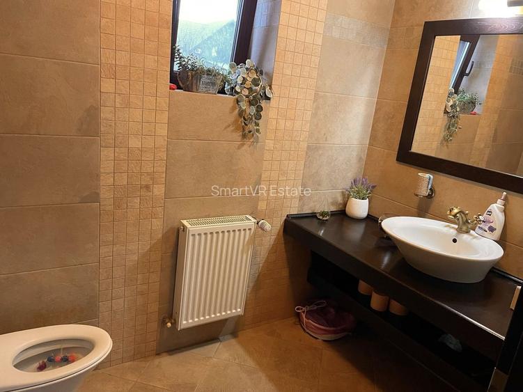 Casa spatioasa in Sag | 260 mp utili | teren 750 mp | 3 dormitoare - 11