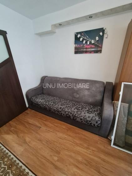Garsoniera - zona Canta - Intersectia cu bariera Comat - 3