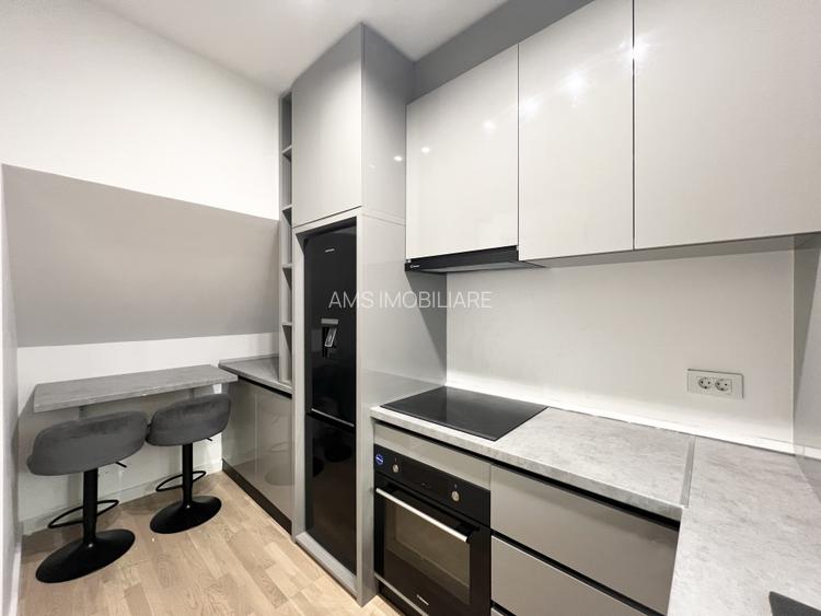 SUPERB / PARTIAL MOBILAT / GRADINA - 38