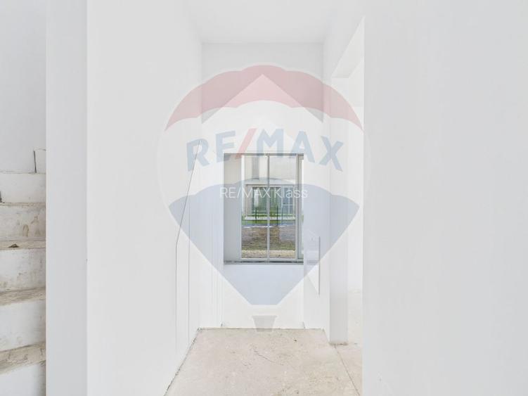 Vila luminoasa, cu finisaje premium, 4 camere in Tunari - Amber Forest - 9