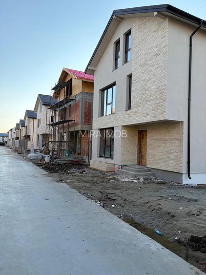Vilă spațioasă 235 mp | P+1+M | 3 dormitoare | Curte amenajată | La cheie - 10