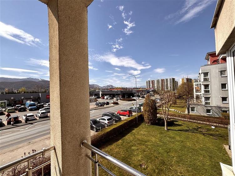 De vanzare | 3 camere decomandat, parcare si boxa - 4