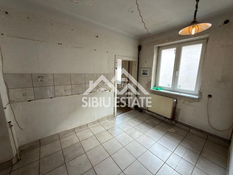 Casă de vânzare în cartierul Turnișor , Strada Livezii, Sibiu - 2