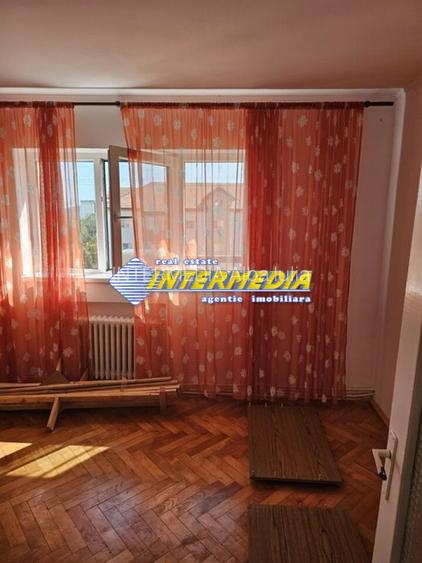 Apartament 3 camere 70 mp cu Balcon de Vanzare in Ampoi 1 Alba Iulia - 8