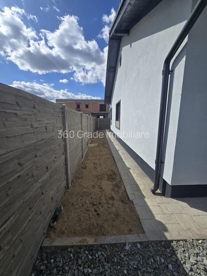 Duplex pe parter 112.000 Euro - 12