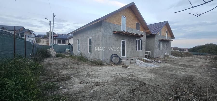 Vila noua, P+M, teren 350 mp - zona Bariera Traian - COMISION 0% - 3