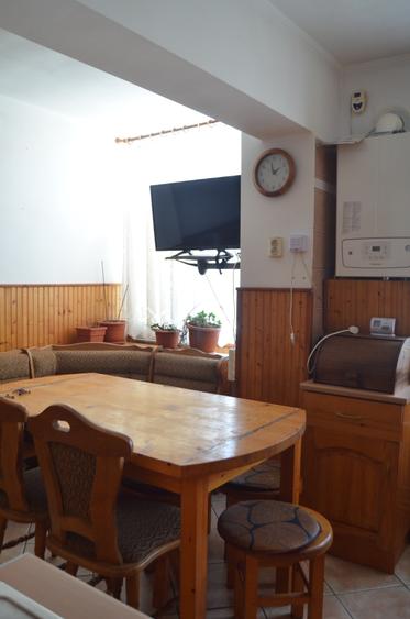 Busteni-Apartament cu doua camere et 2