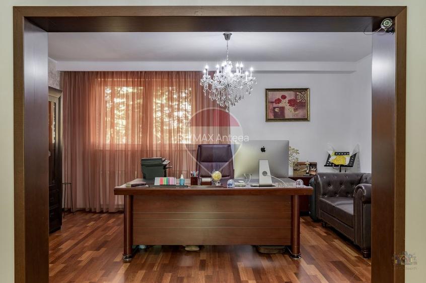 Vilă renovată P+1+M  | Foișor vitrat, grădină și jacuzzi - 35