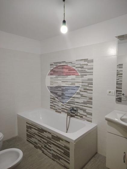 Vilă nouă 495mp, situată in bazinul Dornelor