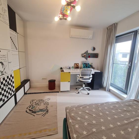 Vilă de Lux în Paris Residence, Tunari