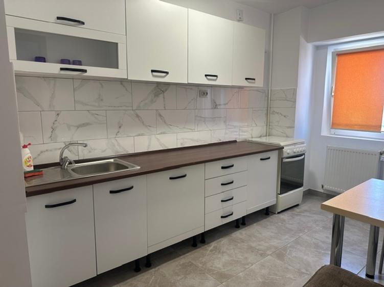 Garsoniera confort sporit Dristor adiacent