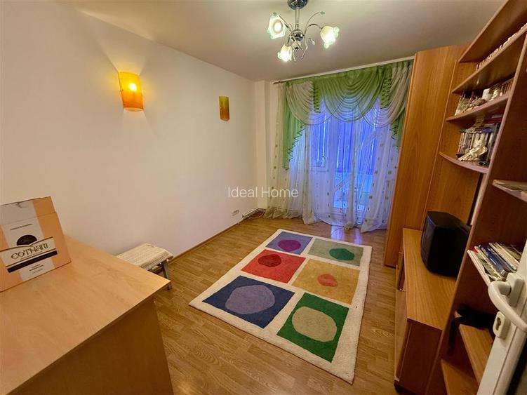 Pacurari - Etaj Intermediar - Bloc din 89 - 3 Camere Decomandat - 7