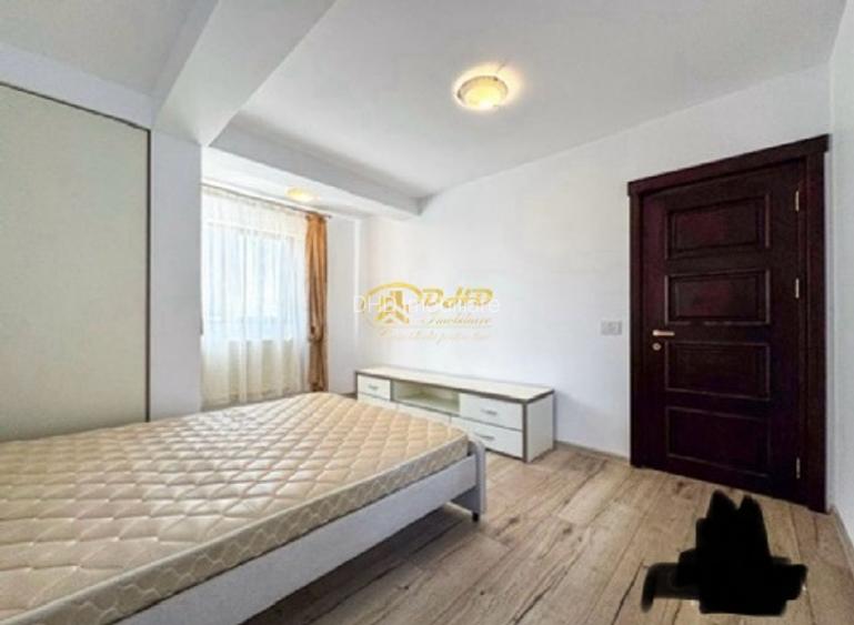Apartament trei camere, zona centrală - 4