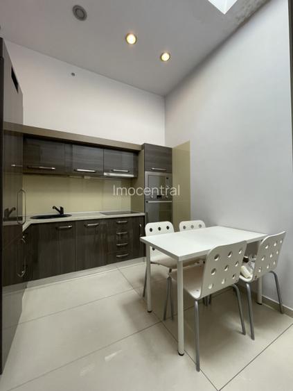 Inchiriere spatiu in cladire birouri pe Rubin Patitia - 13