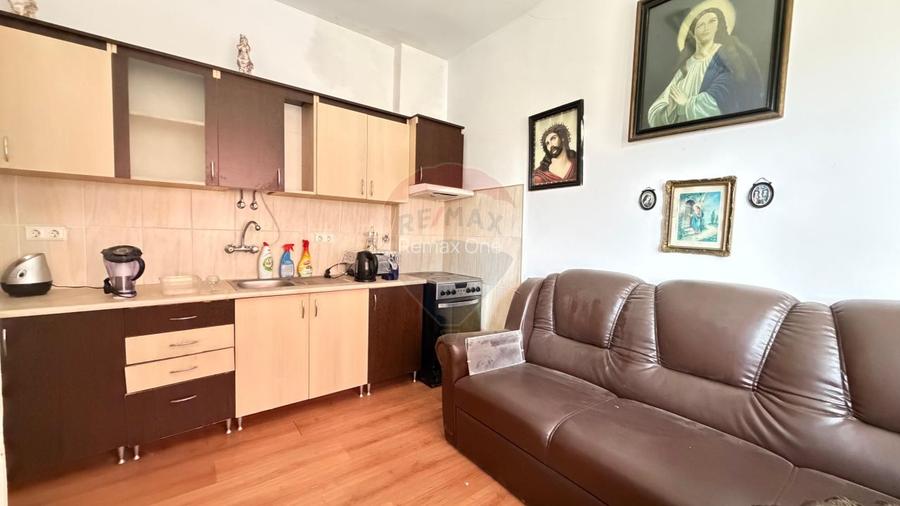 Casă / Vilă cu 5 camere de vânzare în zona Exterior Sud - 3