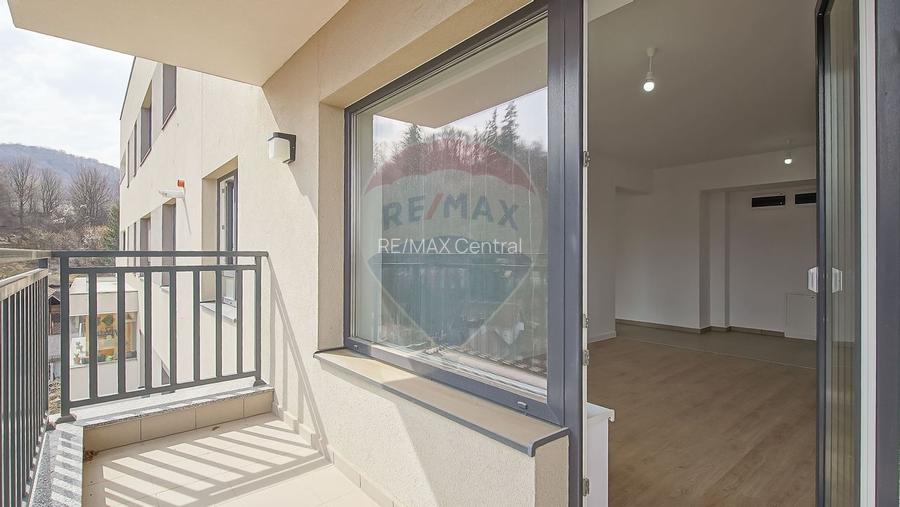 Apartament cu 2 camere, de vânzare, Calea București - 15