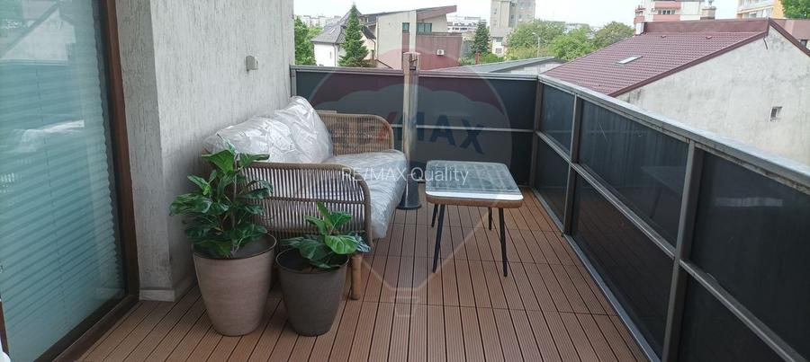 Apartament cu 3 camere de vanzare, centrala proprie - Mihai Bravu - 13