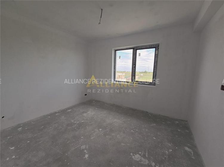 Vila individuala- 155.000 euro- 4 camere- 360mp teren - 4