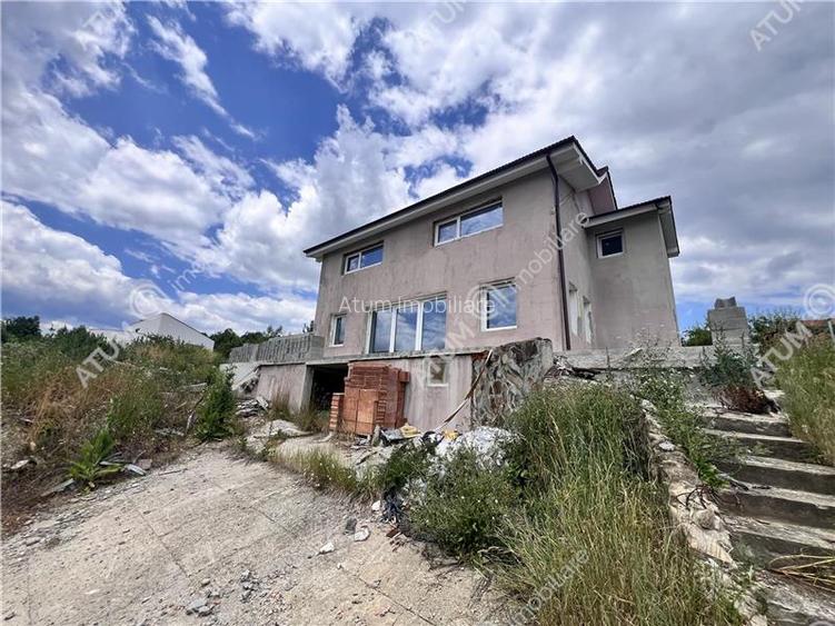 Casa individuala in Cisnadioara cu 4 camere 2 bai terasa teren 1170 mp - 31