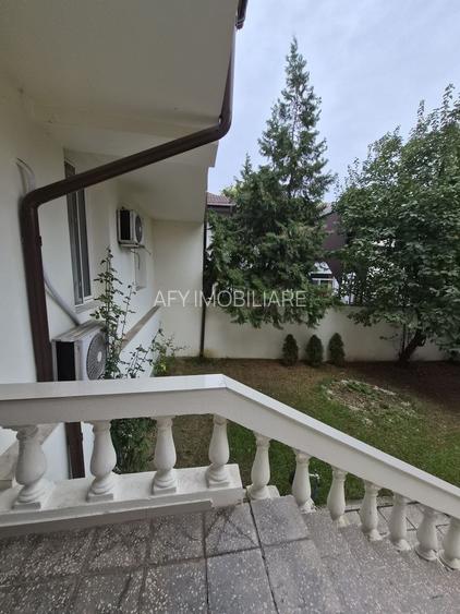 De vânzare Vilă individuala 11 camere curte proprie Parcul Carol - 9