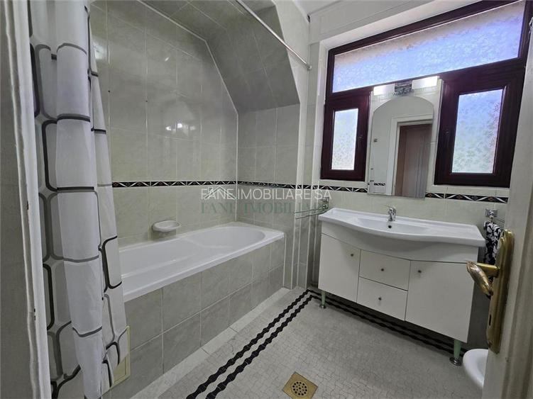 Inchiriere ap 5 camere, garaj, ultracentral. - 6