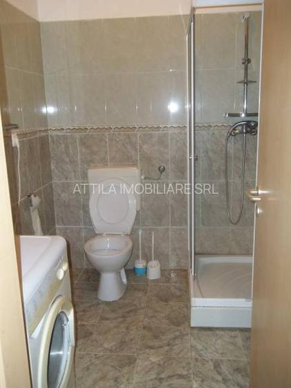 Gara de Nord o camera 300 euro - 5