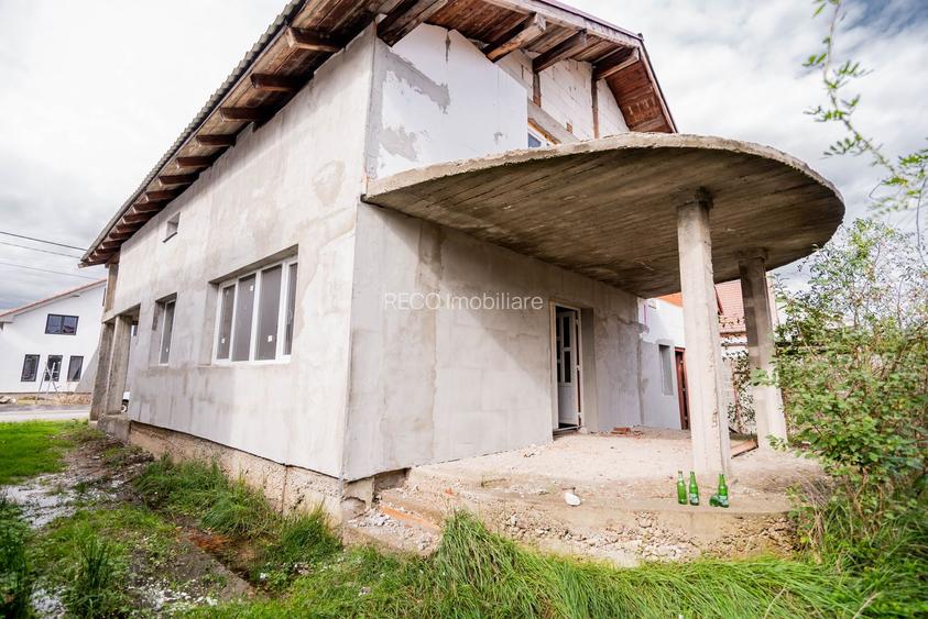 Casa P+M la rosu Haieu - 15