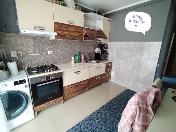 Apartament de vanzare, 2 camere,52 mp, Zona Porii - 4