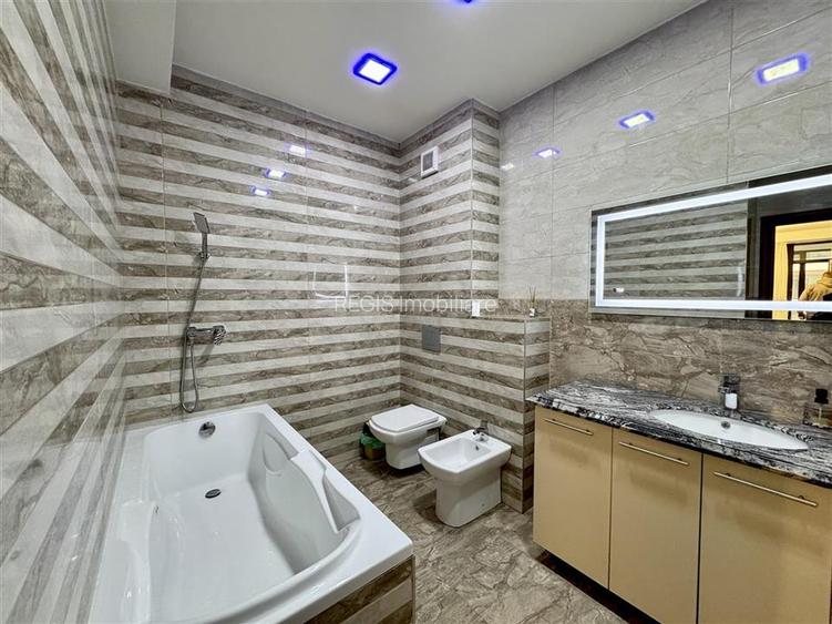 Apartament de vanzare 3 camere 2 bai | Isaran Coresi - 12