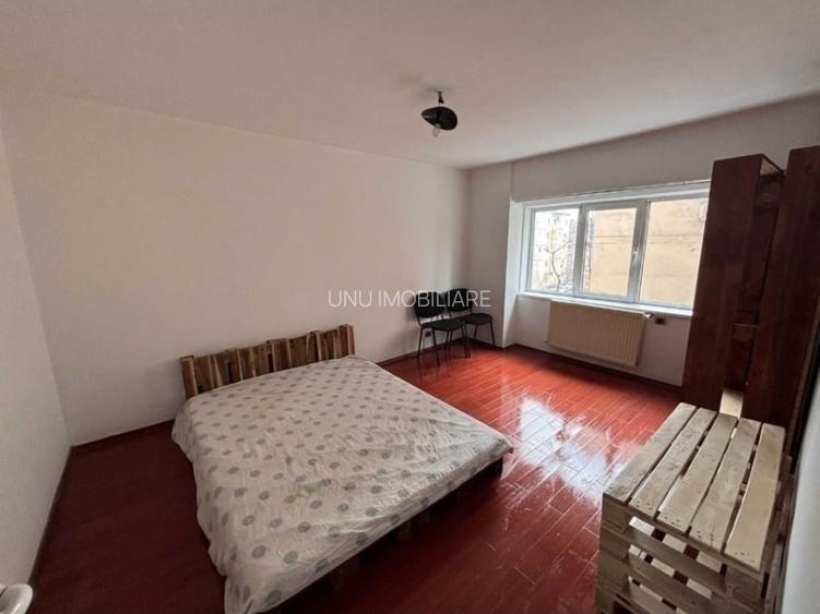 Etajul 1-3 camere- Zona Garii - 3