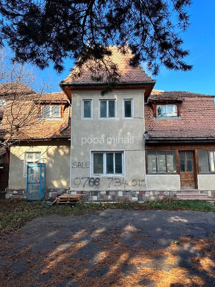 Proprietate comercială , ultracentral. Bran,intrare Castel ,ocazie unică  - 11