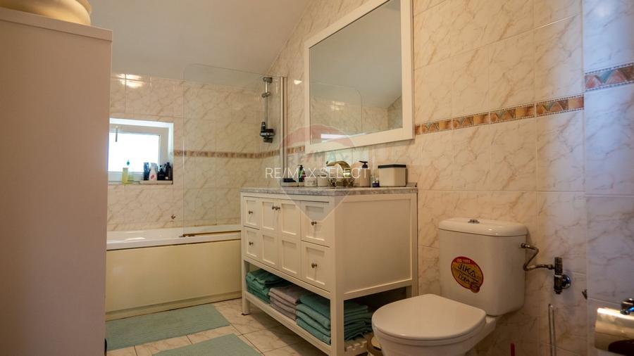Saftica - vanzare vilă 5 camere complet mobilata, curte+gradina, DN1 - 28