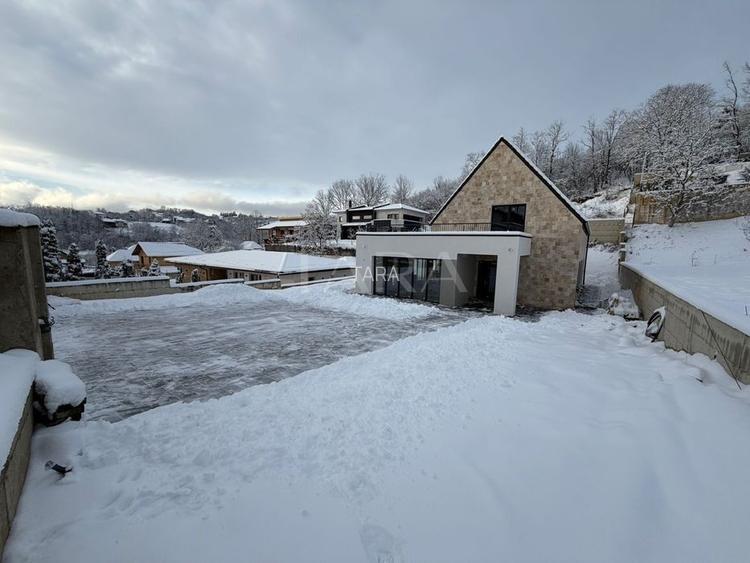 Casă elegantă cu arhitectură modernă și priveliște superbă – Feleacu - 3