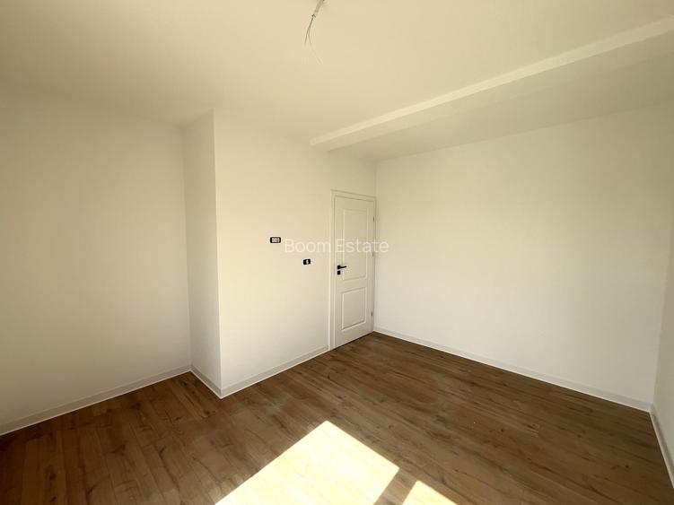 Ultima Jumatate, 4 Camere, Asfalt - 11