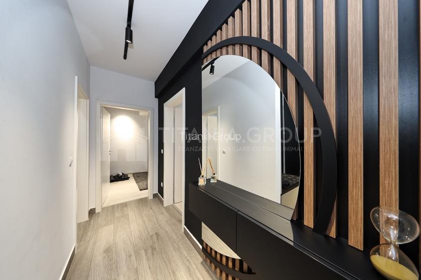 Apartament cu 3 camere, 2 bai, mobilat lux , parcare - zona Coresi - 17