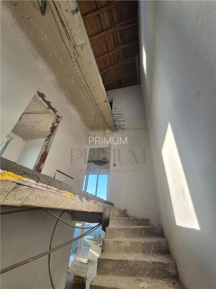 DUPLEX IMENS - MOSNITA VECHE -  VEDERE PADURE  611 MP TEREN - 160 MP UTILI - 14