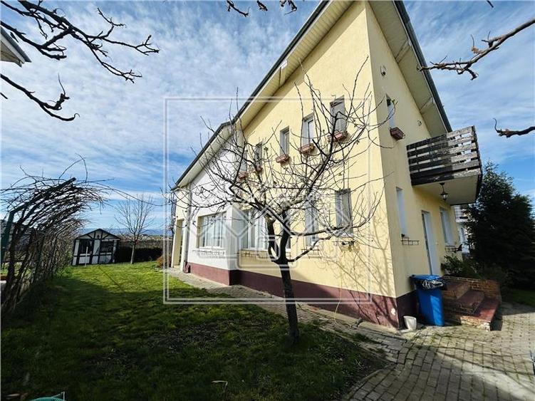 Casa de vanzare in Sibiu - individuala - teren de 490 mp - Sura Mica - 33