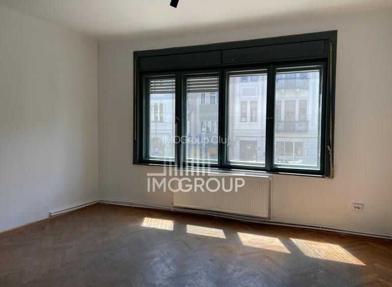 Vânzare apartament 4 camere zona Ultracentrală - 3