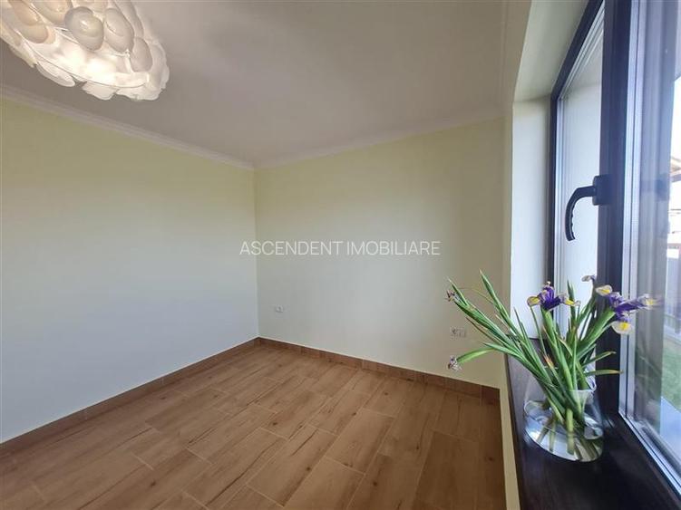 In stil mediteranean, curte proprie, 4 camere, terasa, pod mansardabil, Harman, - 17