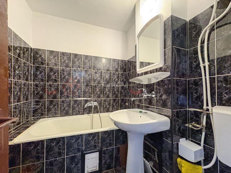 4 camere decomandate etaj intermediar Piata Ion Mester - 8