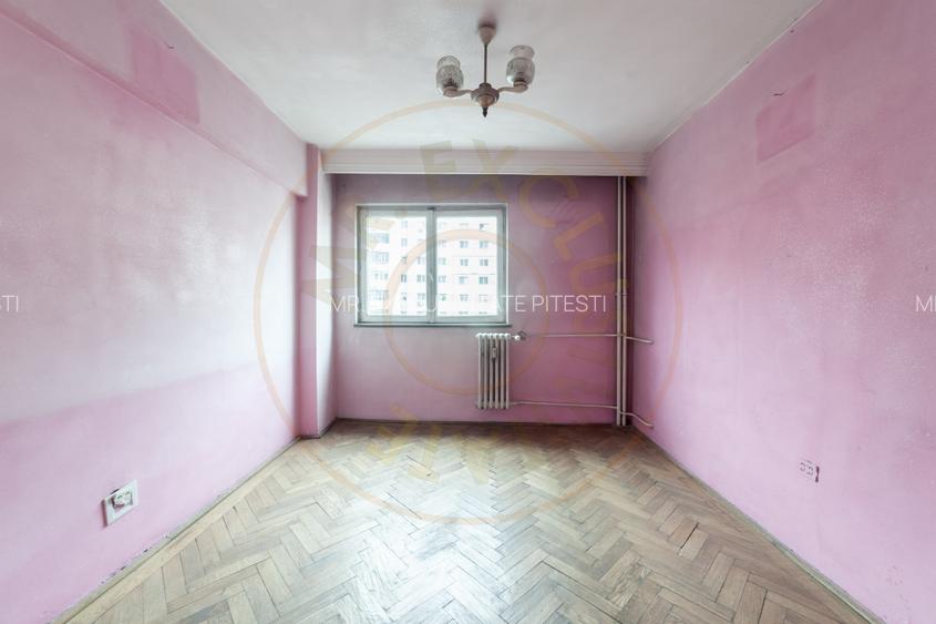 Apartament 3 camere decomandat – Nord, Pitești spațios,luminos și cu potențial - 5