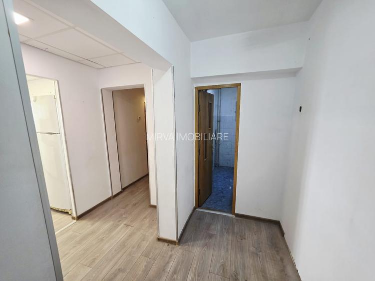 Apartament 3 camere, 2 băi cu geam, balcon generos – Republicii - 11